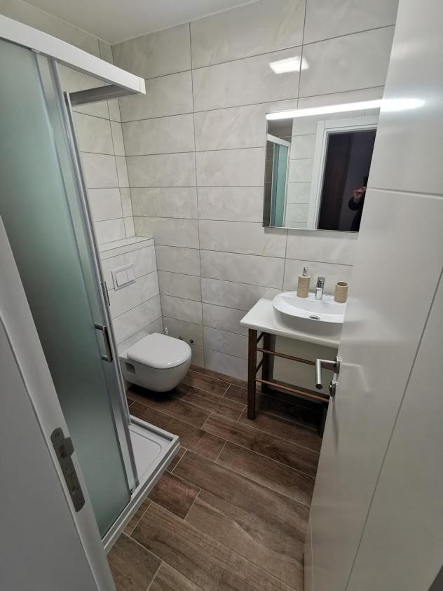 Elizabeta Deluxe Rooms Biograd Na Moru Extérieur photo
