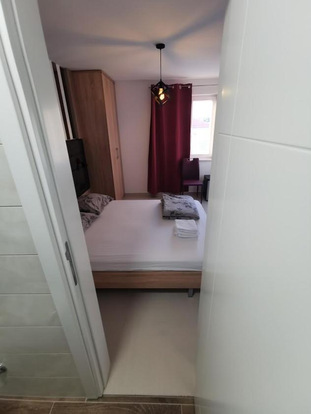 Elizabeta Deluxe Rooms Biograd Na Moru Extérieur photo