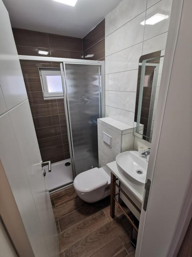 Elizabeta Deluxe Rooms Biograd Na Moru Extérieur photo