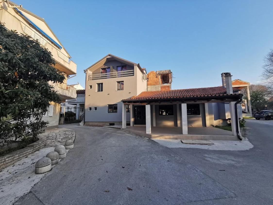 Elizabeta Deluxe Rooms Biograd Na Moru Extérieur photo