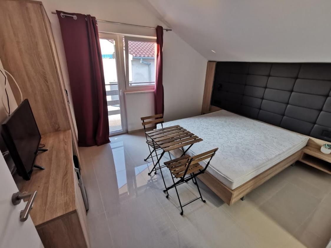 Elizabeta Deluxe Rooms Biograd Na Moru Extérieur photo