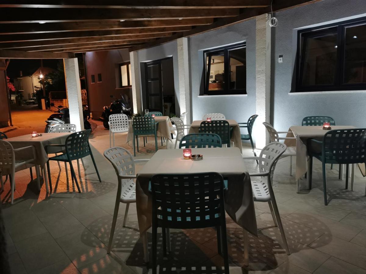 Elizabeta Deluxe Rooms Biograd Na Moru Extérieur photo