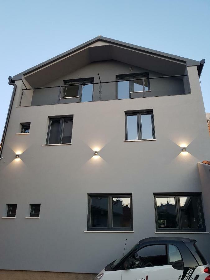 Elizabeta Deluxe Rooms Biograd Na Moru Extérieur photo