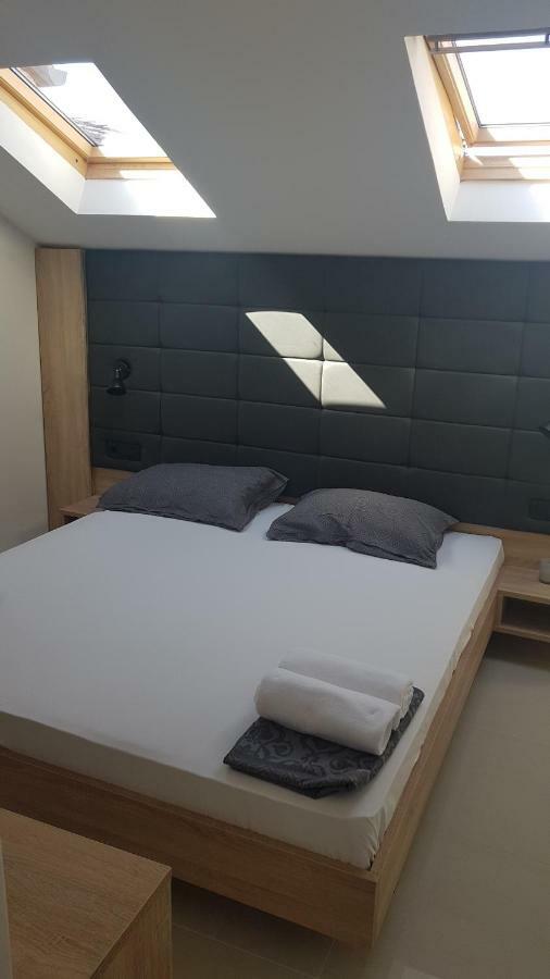 Elizabeta Deluxe Rooms Biograd Na Moru Extérieur photo