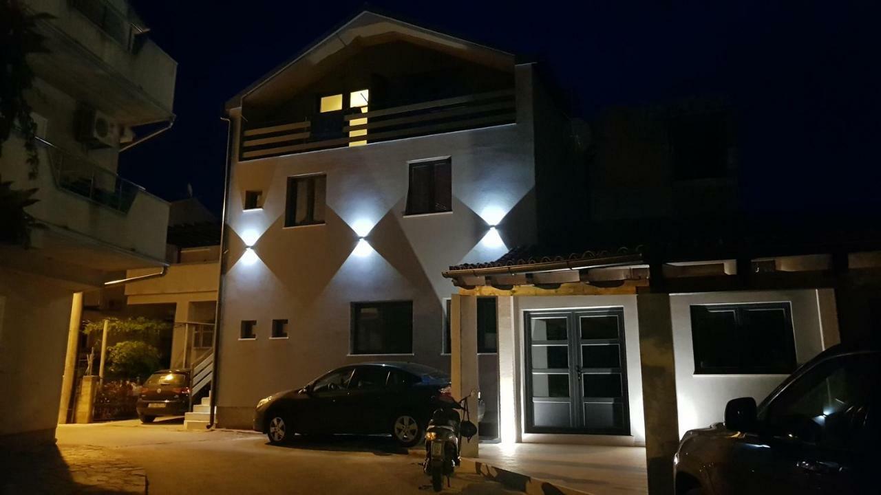 Elizabeta Deluxe Rooms Biograd Na Moru Extérieur photo